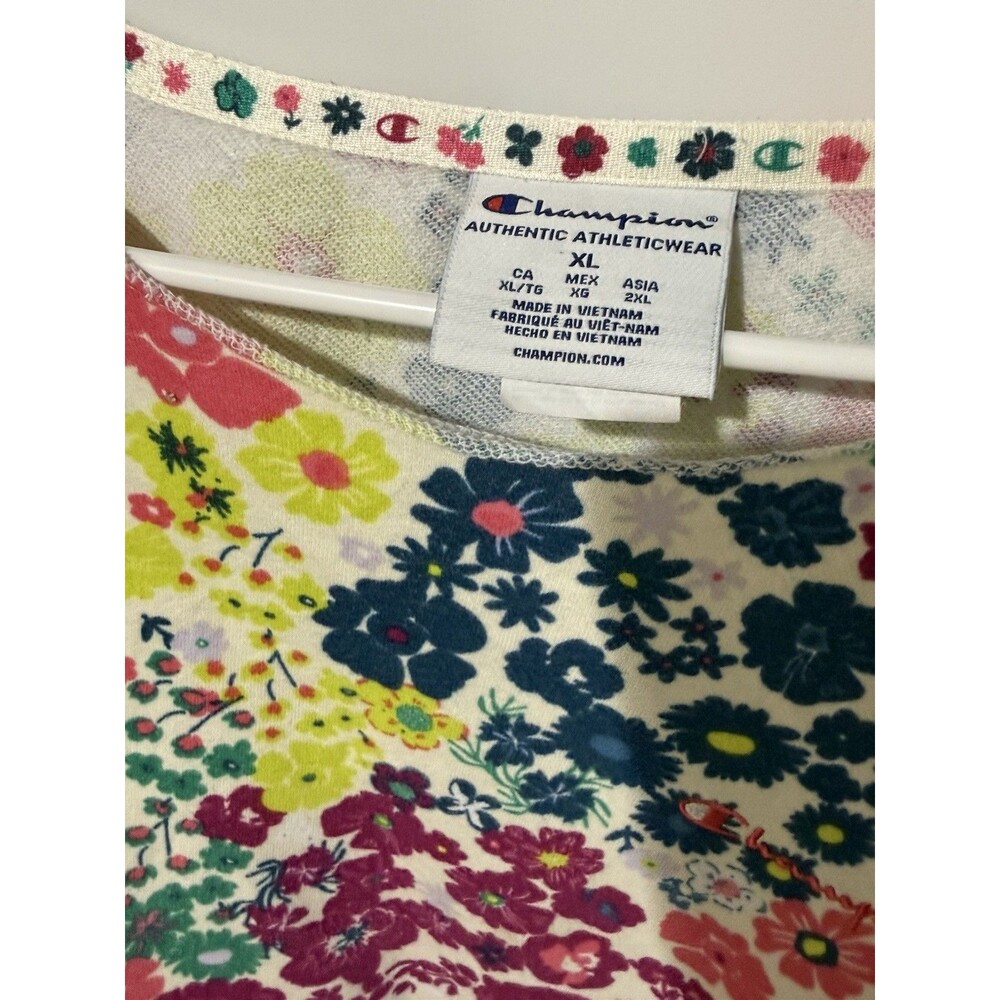 Champion Women’s Cropped Sweatshirt XL Multicolor Floral Embroidered Logo - Picture 3 of 11